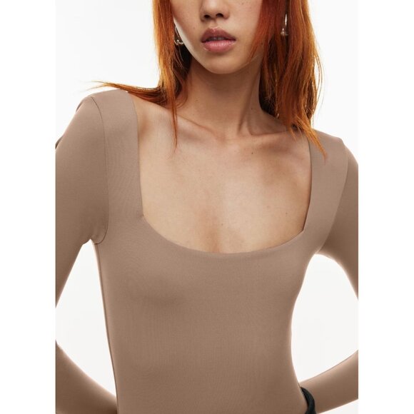 Aritzia BABATON Contour Nude Jersey Square Neck Long Sleeve Bodysuit, Size XS - Picture 14 of 15